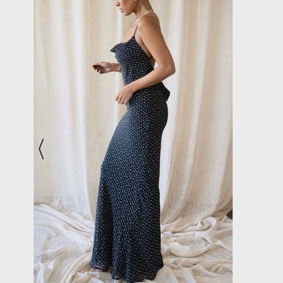 JLUXLABEL Black and White Floral Open Back Cowl Neck Slip Maxi Dress Size Small - Picture 5 of 12